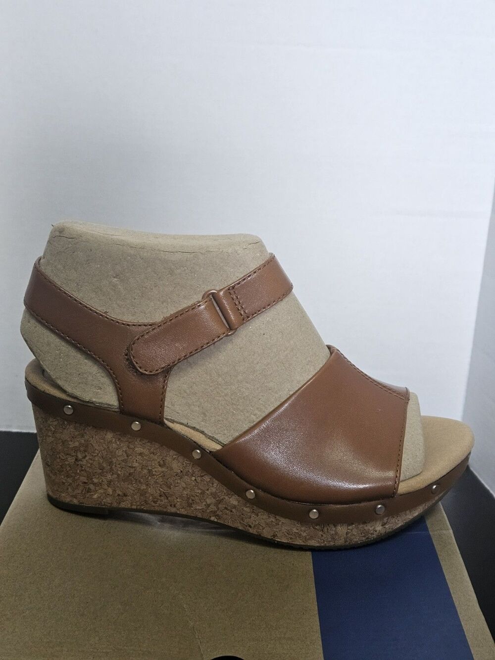 Sz 8.5 W - Collection Clarks Annadel Clover Leather Strappy Wedge Sandals Brown